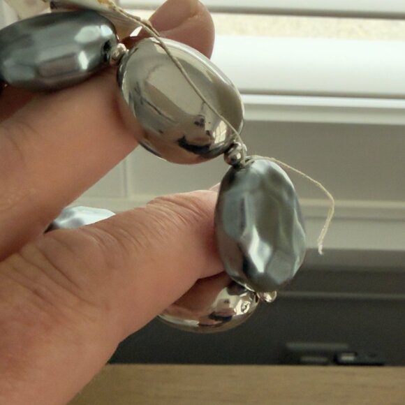 Vtg Chunky Gunmetal Black Silver Beaded Necklace Matching Set Stretch Bracelets - Picture 11 of 16